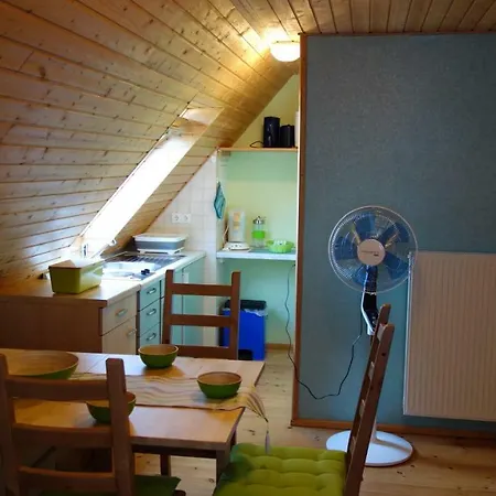 شقة Urlaub Im Historischen Fischerhaus Bodden #77394 غلوفي